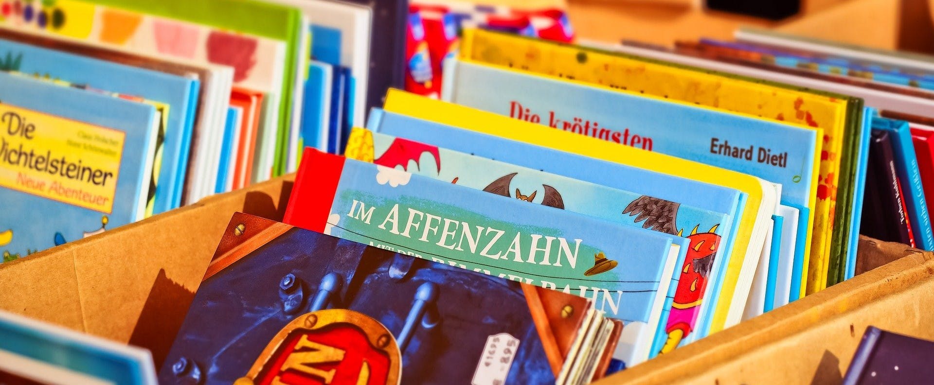Bücherkiste (Foto: pixabay.com
